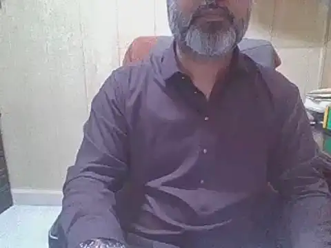 Snapshot of hairymaster95 chatting on April 2026 04:21:01 AM hairymaster95 online show from April 2026 04:21:01 AM