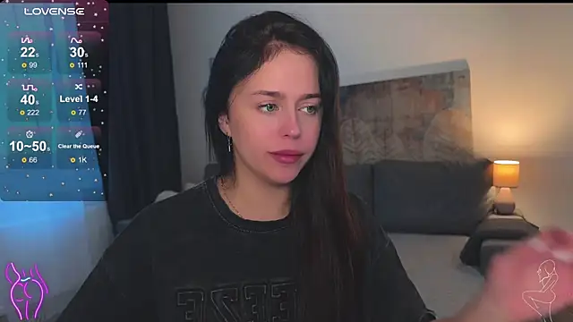 Snapshot of Megan_Nilson chatting on February 2025 06:32:01 AM Megan Nilson online show from February 2025 06:32:01 AM