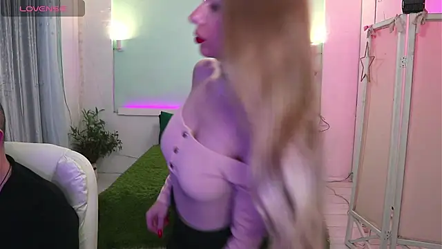 Snapshot of AlisaAleksandr chatting on February 2026 07:11:01 PM AlisaAleksandr online show from February 2026 07:11:01 PM