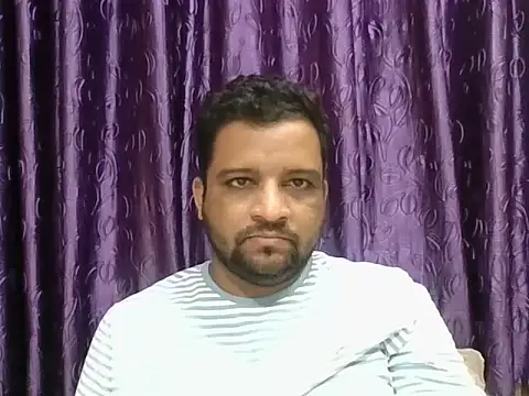 Snapshot of dhruv_love chatting on November 2025 05:48:02 PM dhruv love online show from November 2025 05:48:02 PM