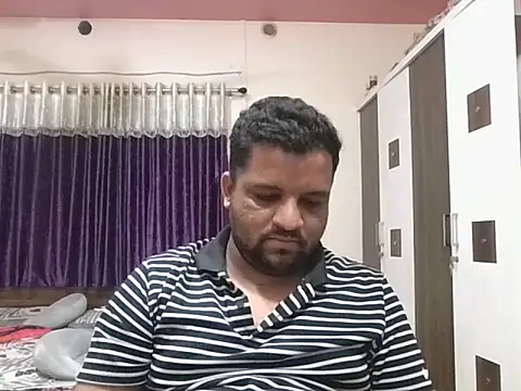Snapshot of dhruv_love chatting on June 2026 01:36:01 PM dhruv love online show from June 2026 01:36:01 PM