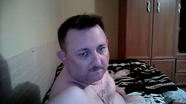 Novy73 online show from December 2025 10:40:02 PM