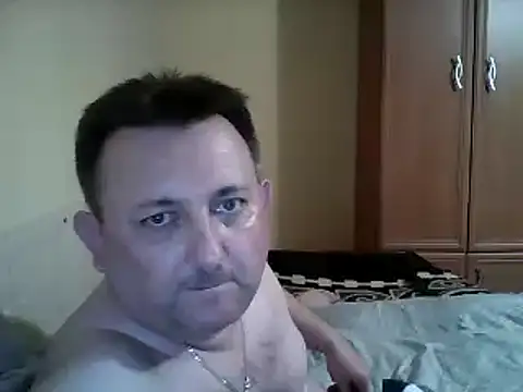 Novy73 online show from December 2025 10:48:02 PM