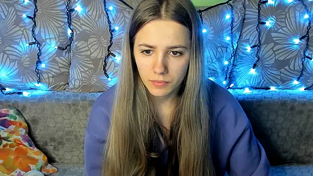 MaggieCake online show from December 2024 04:12:02 AM