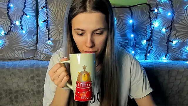 MaggieCake online show from January 2025 01:25:02 AM