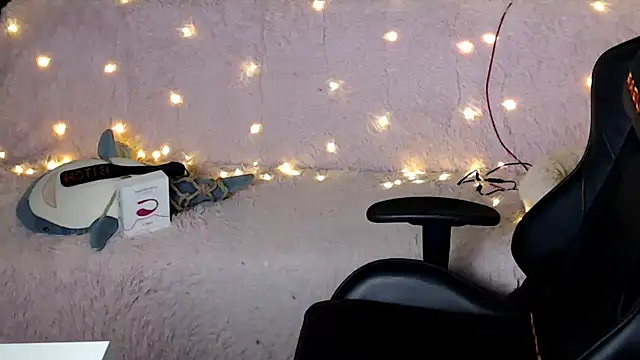 Ginger Stay online show from March 2025 07:27:01 PM