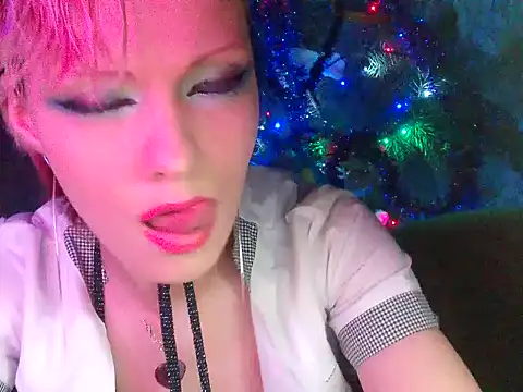 Snapshot of WildMissNiks chatting on December 2024 02:44:01 PM WildMissNiks online show from December 2024 02:44:01 PM