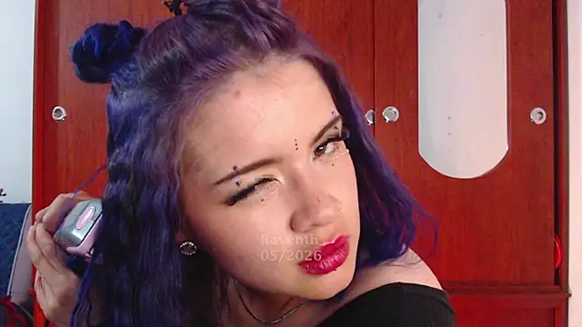 Snapshot of Raventh_ chatting on May 2026 12:28:02 AM Raventh online show from May 2026 12:28:02 AM