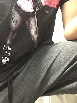 69RIPsta69 online show from March 2025 04:17:02 AM