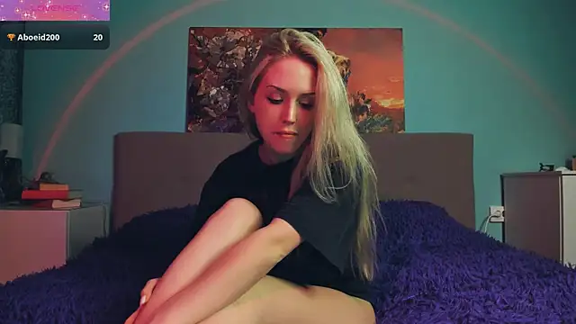 Snapshot of Linda_Roxy chatting on February 2025 05:37:01 PM Linda Roxy online show from February 2025 05:37:01 PM