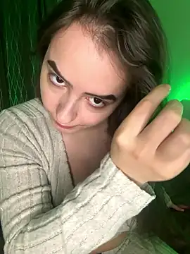 eleonoree online show from October 2025 06:43:01 PM