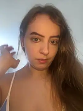 Snapshot of eleonoree chatting on June 2026 03:38:01 PM eleonoree online show from June 2026 03:38:01 PM