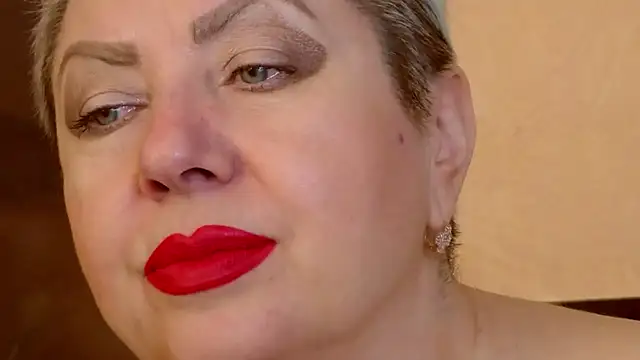 LadyPosh online show from October 2025 08:39:02 PM