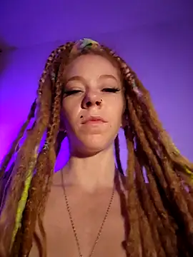 LucidLucy online show from October 2025 01:47:01 AM