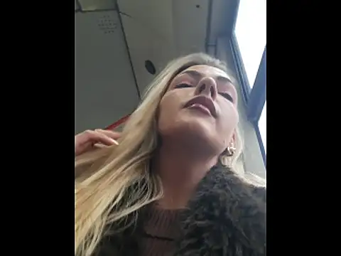 Dirtyfeelin online show from February 2026 02:13:01 PM