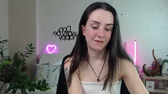 FranceskoJones online show from March 2025 07:01:02 PM