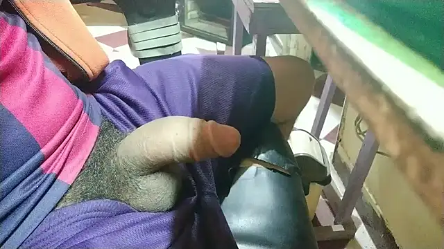 growing20yo online show from December 2024 10:21:01 PM