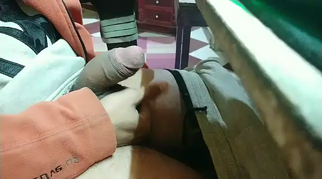 growing20yo online show from February 2025 11:24:01 PM