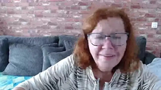 Adelewildx online show from October 2025 11:07:01 AM