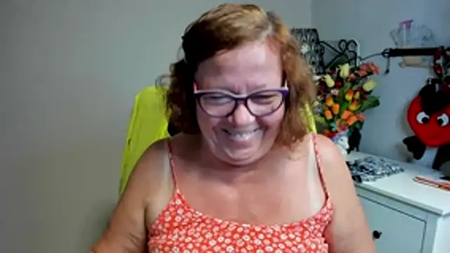 Snapshot of Adelewildx chatting on June 2026 01:47:02 AM Adelewildx online show from June 2026 01:47:02 AM
