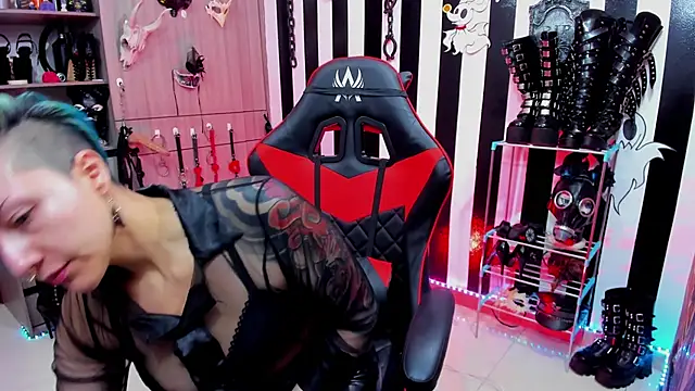 Mistress Yelena online show from February 2025 10:51:01 PM