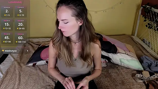 SuchArt  online show from September 2025 03:37:02 PM