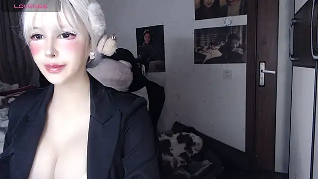 candy cola online show from November 2025 05:40:02 AM