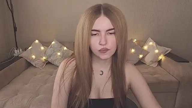 ViolettaLopez online show from October 2025 09:32:01 AM