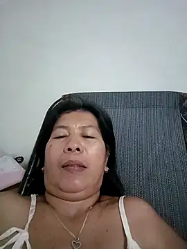 Snapshot of TropicalFlower chatting on April 2026 10:58:01 PM TropicalFlower online show from April 2026 10:58:01 PM