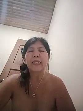 Snapshot of TropicalFlower chatting on May 2026 10:01:02 AM TropicalFlower online show from May 2026 10:01:02 AM