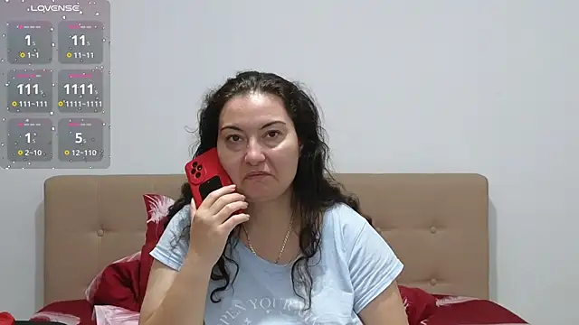 BBW MILF 4U online show from October 2025 07:49:02 AM