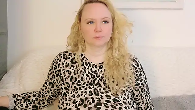 Sarah4you online show from February 2026 05:31:01 PM