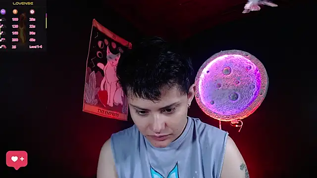 girl intense444 online show from April 2026 01:55:02 PM