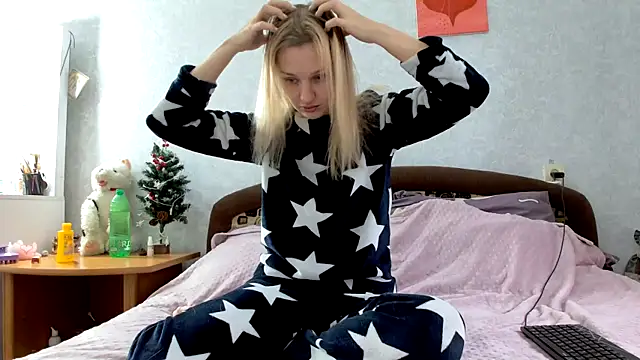 ModelEva online show from December 2024 07:50:01 AM