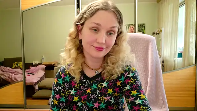 ModelEva online show from April 2026 01:41:02 PM