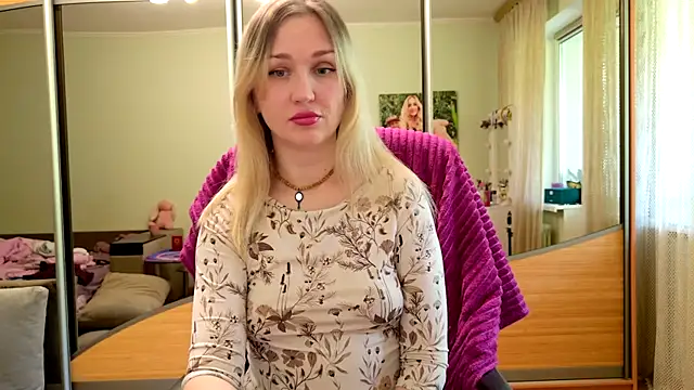 ModelEva online show from May 2026 09:03:02 AM