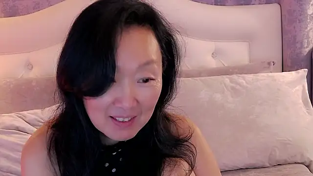 Snapshot of Asian_legs chatting on July 2026 10:22:02 AM Asian legs online show from July 2026 10:22:02 AM