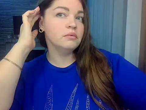 cute  cherry online show from February 2026 09:43:01 PM