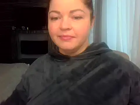 cute  cherry online show from February 2026 01:41:01 PM