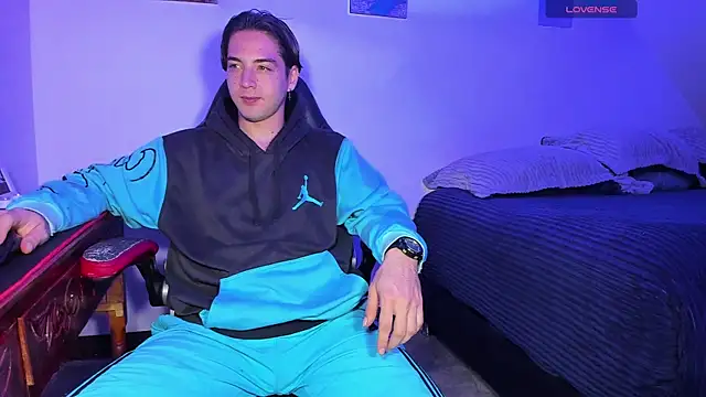 Alex smith00 online show from September 2025 02:02:01 AM