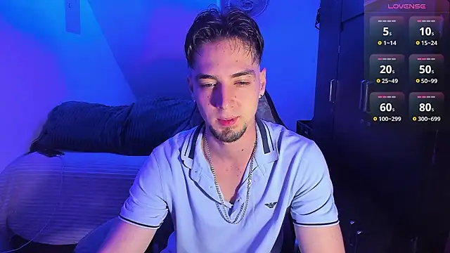 Alex smith00 online show from February 2026 12:17:02 AM