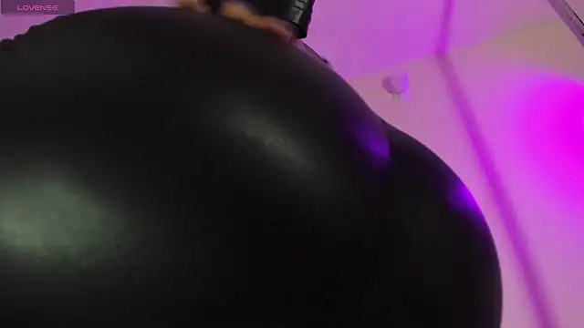 Snapshot of Cristina__Smith chatting on January 2025 11:46:01 PM Cristina  Smith online show from January 2025 11:46:01 PM