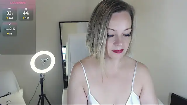 Tilly Eliot online show from January 2025 04:22:01 PM