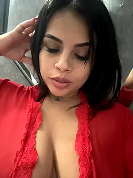 arianna smith  online show from October 2025 06:01:01 AM