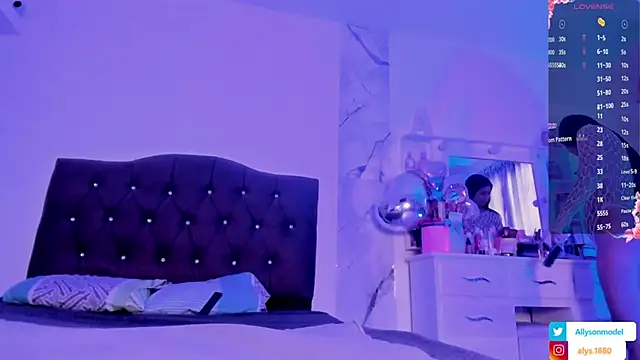 alysson 18 online show from February 2026 03:51:01 PM