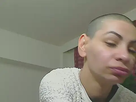 hotSANDRA STARR online show from December 2025 12:40:01 AM