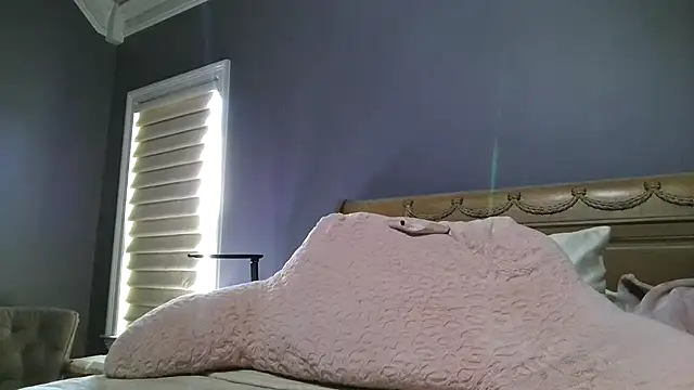 Lisaisluscious online show from July 2026 02:29:01 PM