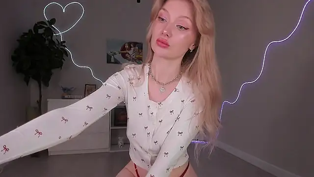 sugar club online show from October 2025 06:59:01 PM