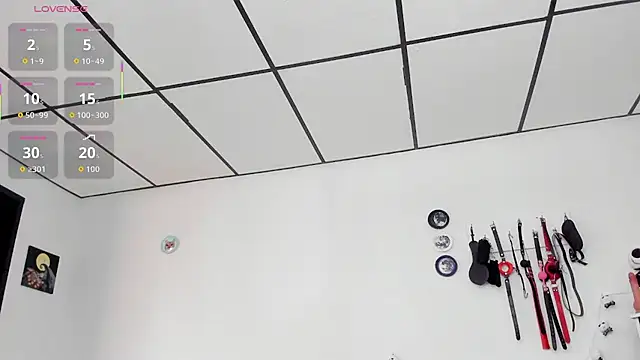 SAMANTHA DM online show from February 2026 05:57:02 PM