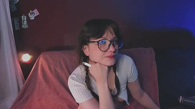 juby yuby online show from October 2025 01:42:02 PM